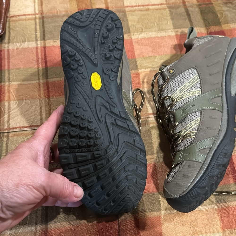 Merrill shoes - Picture 2 of 6